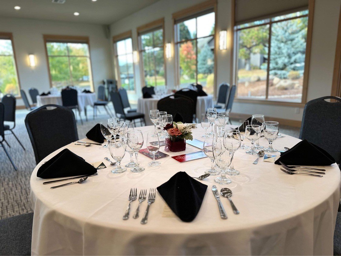 Juniper Hall at Running Y Resort banquet set up